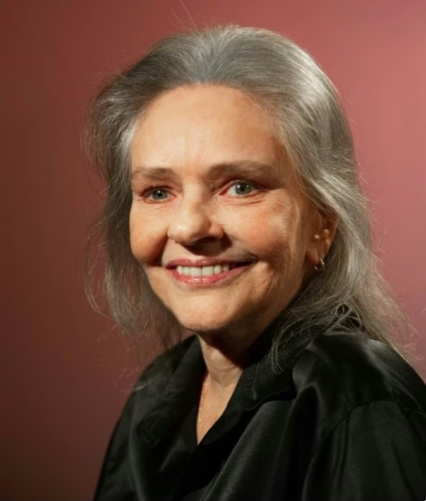 Morre Angela Ro Ro, ícone da música brasileira, aos 75 anos