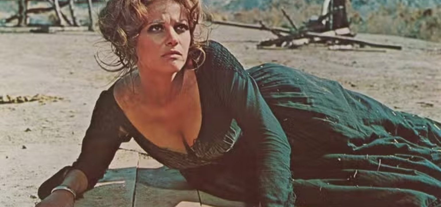 Morre Claudia Cardinale, ícone do cinema italiano, aos 87 anos