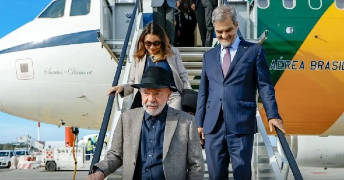 Lula chega a Roma para abertura do Fórum Mundial da Alimentação e encontro com o Papa