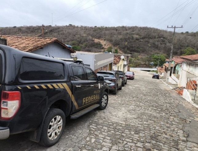 Operação conjunta da PF e CGU investiga prefeitos por desvio de verbas no Sudoeste da Bahia