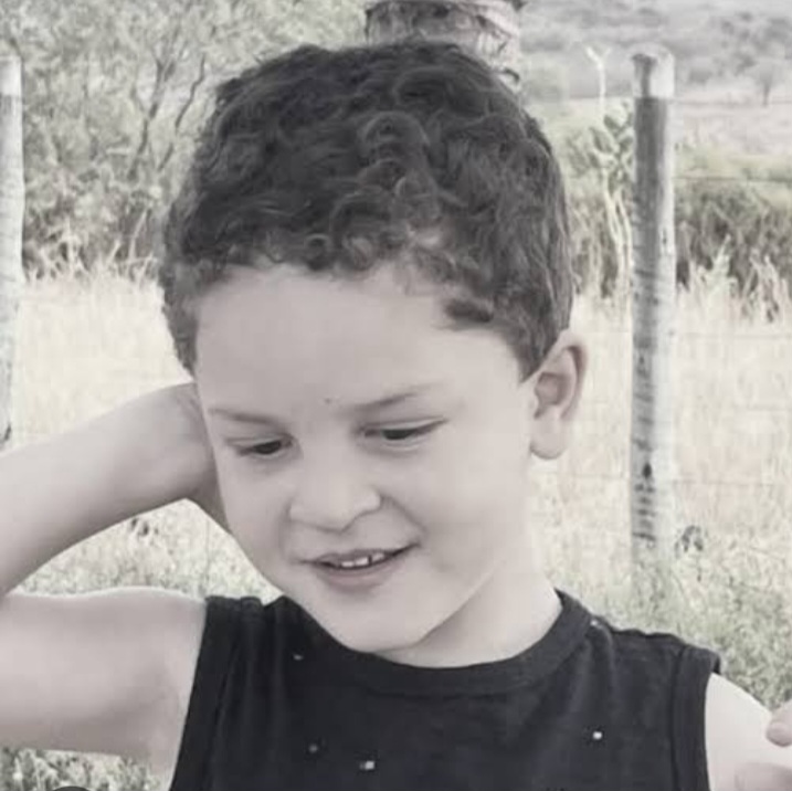 Tristeza e comoção em Vitória da Conquista: o adeus precoce ao pequeno Levi