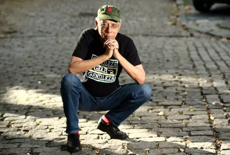Morre Jards Macalé, músico que ganhou fama de ‘maldito’ na MPB, aos 82 anos