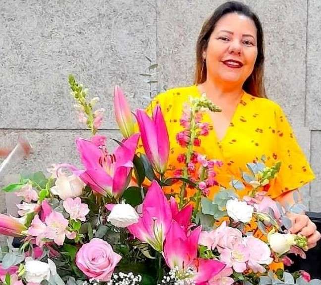 Hoje celebramos o aniversário de Cris Sousa, esposa de Sizinio Neto