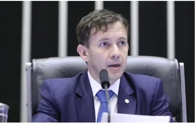 Deputado federal, Eduardo Velloso vira alvo da PF por suspeita de desvio de recursos públicos