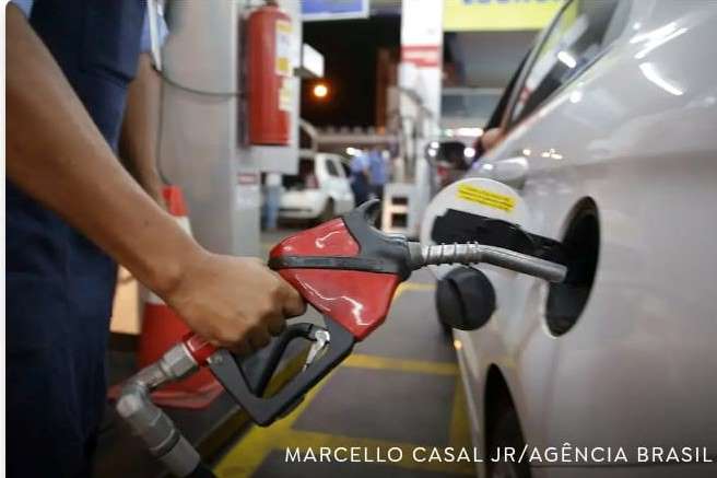 Governo pede investigação sobre alta de gasolina e diesel, mesmo sem aumento da Petrobras