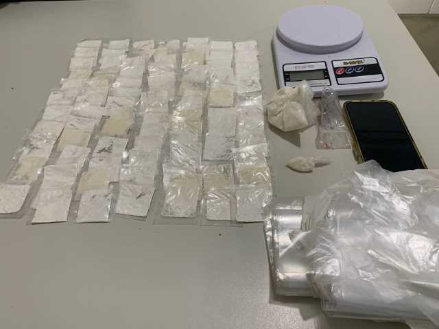 Polícia Militar apreende cocaína durante ação em Itapetinga