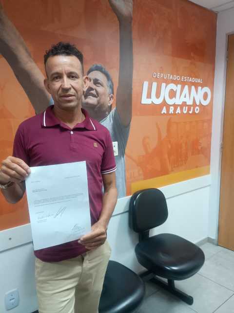 Itapetinga ganha voz em Salvador: Ualas do Gás protocola pedido de apoio para iluminação do campo de futebol das Casas Populares
