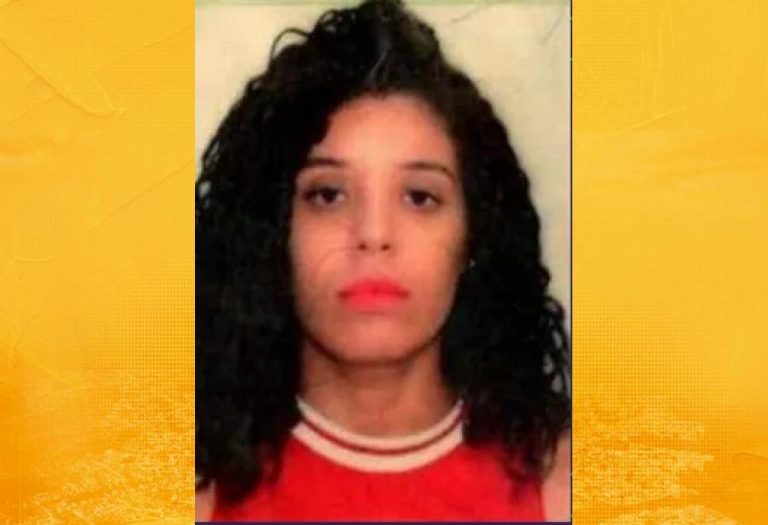 Enfermeira morre após colisão na BA-052; noivo fica ferido e motorista teria desviado de buraco na pista