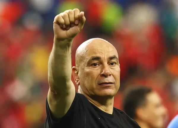 Técnico do Egito acusa FIFA de favorecer Argentina após eliminação na Copa