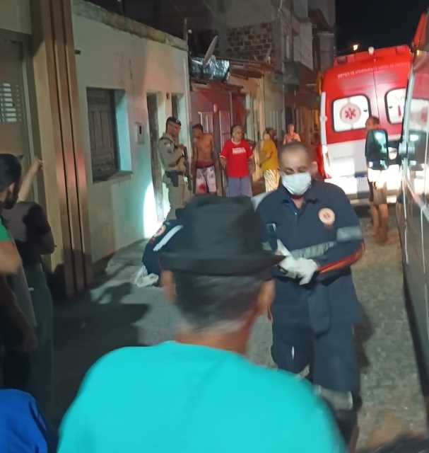 Crime em Itapetinga deixa um morto, dois feridos e resulta em prisão de suspeito