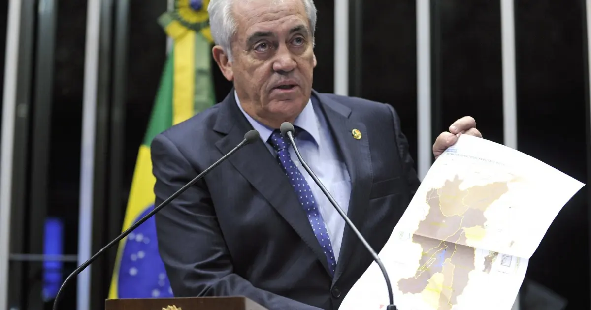 Lula venceu “sobrenome Bolsonaro” e pressão internacional contra reeleição, diz Otto Alencar