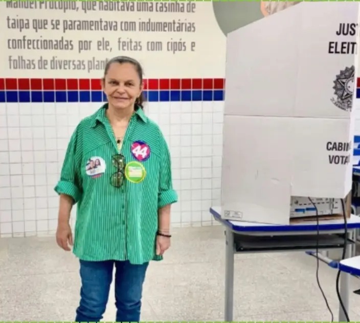 Prefeita de Conceição do Jacuípe é acusada de demitir funcionária por apoio a Lula